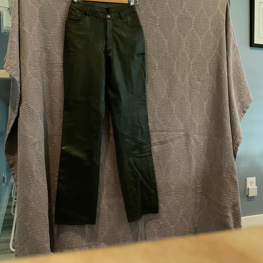 Vakko black leather pants size 8, vintage